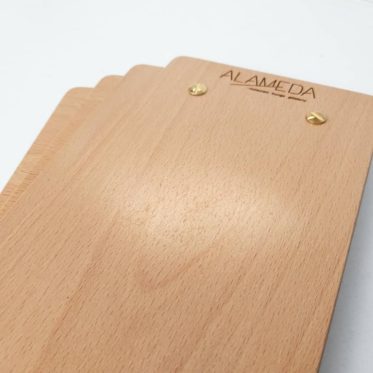 porta ementas de restaurante em madeira personalizar
