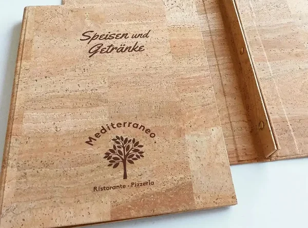 LE08 cortica com badanas Capa em cortiça com badanas