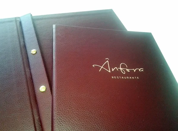 LEN17P Capa em Pele Reciclada Capa em pele sintética